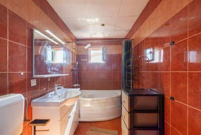 De vanzare-Apartament 3 camere 97.30 mp Pitesti zona Trivale - 7