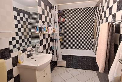 Apartament cu 2 camere decomandat în 13 Septembrie