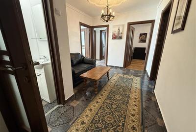 Apartament cu 3 camere decomandat în Central - 3