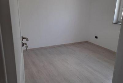 Casă cu 4 camere decomandat în Burdujeni - 1