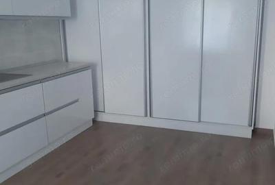 Casă cu 4 camere cu Canalizare în Central - 6