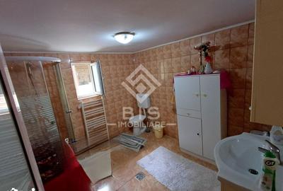 Casă cu 4 camere decomandat cu Teren 300 Mp în Independenței - 14