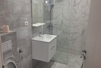 Garsonieră decomandată în Central