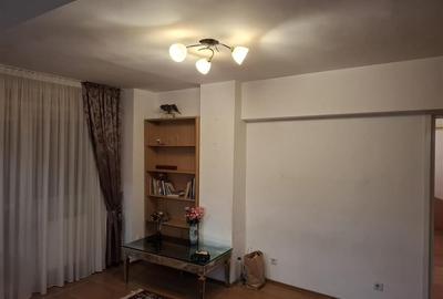 Vanzare apartament 2 camere | Iulia Hasdeu | et 3 | renovat | 55 mp utili | Bloc - 6