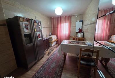 Apartament cu 4 camere decomandat în Central - 2