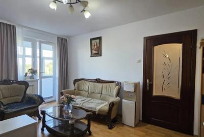 Apartament cu 3 camere decomandat în Basarabia - 2