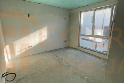 Casa situata in zona Mamaia Sat - 5