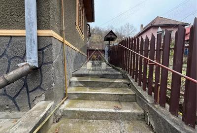 Casa de 3 camere, Medias - 11