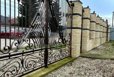 Casă cu 7 camere cu Teren 600 Mp în Central - 10