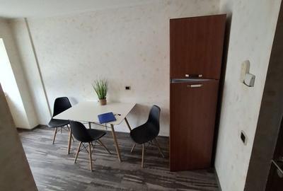 Garsonieră decomandată în Central - 10