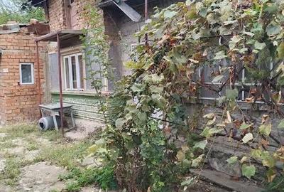 Casă cu 5 camere cu Teren 200 Mp în Potigrafu - 10