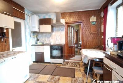 Teren si casa ideala pentru dezvoltare imobiliara, zona RrM3 - 4