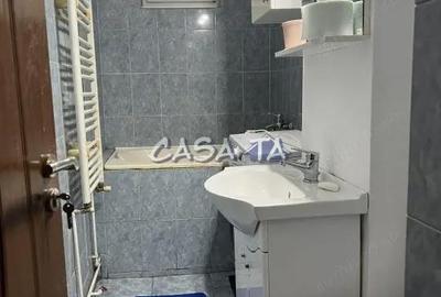 Apartament cu 3 camere semidecomandat în Plopilor - 1