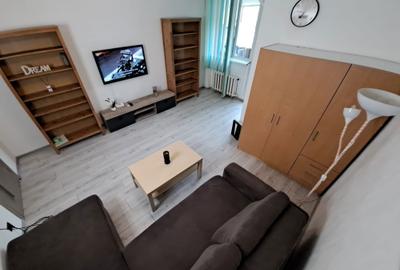 Garsonieră decomandată în Gorjului - 3