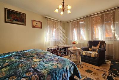 Casă cu 7 camere cu Canalizare în Ghioroc - 8