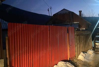 Casă cu Teren 1000 Mp în Central