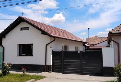Casa de vanzare in Sebe? Alba, zona Clasic, lini?tita, direct proprietar. - 1