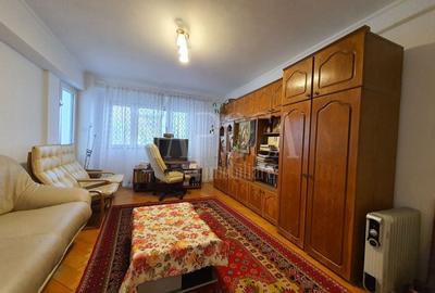 Apartament cu 3 camere decomandat în Cantemir - 6
