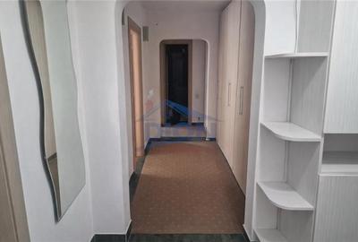 Apartament cu 3 camere decomandat în Berceni - 5