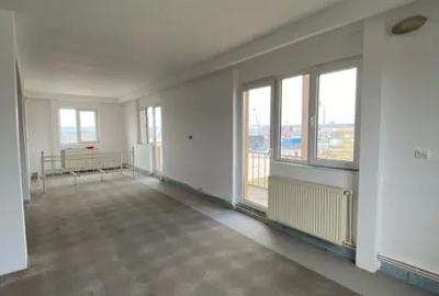 Spațiu comercial, de 1,000 mp, în Central - 3