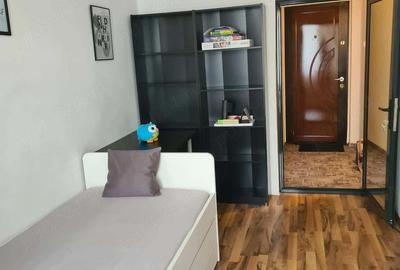Apartament cu 3 camere decomandat în Central - 3