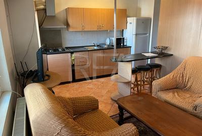 Garsonieră decomandată, mobilată în 1 Mai - 2