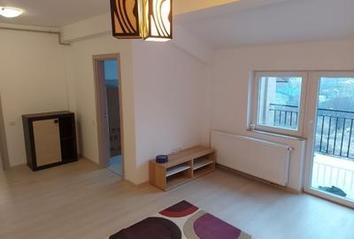 Apartament cu 2 camere decomandat în 1 Decembrie 1918 - 1