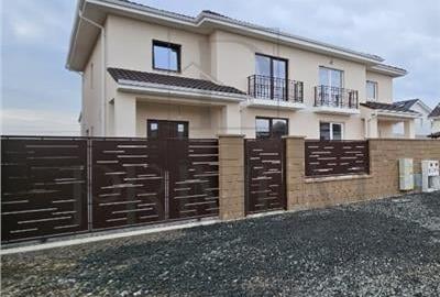 Duplex in zona excelenta - Mosnita Veche - spatiu generos - posibilitate alegere