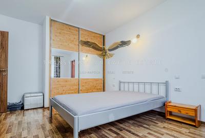 Apartament cu 2 camere semidecomandat, mobilat în Florești