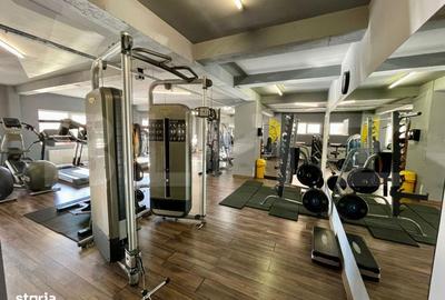 Spațiu comercial, de 357 mp, în Central - 4