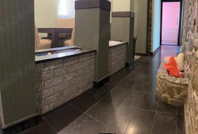 Apartament cu 4 camere în Central