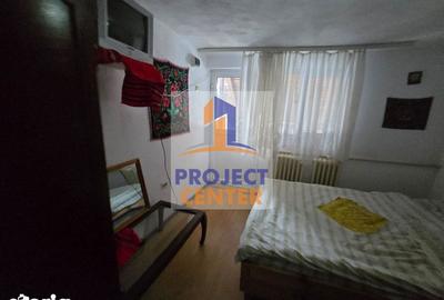 Casă cu 7 camere cu Teren 244 Mp în Sălătrucu - 13