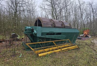 Teren de 7400 mp, în Butea - 3