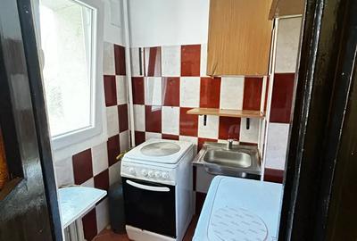 Inchiriere Garsoniera Titan 1 Decembrie 1918 - 1