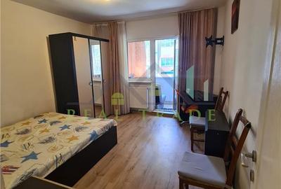 Garsonieră decomandată în Astra