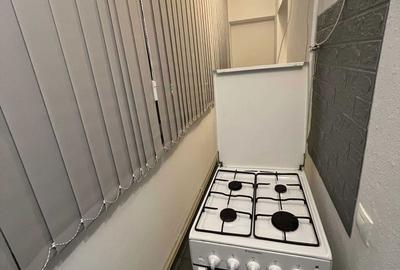 Apartament cu 2 camere decomandat în Calea București - 1