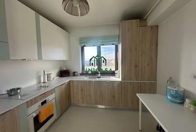 Apartament 4 camere - tip Penthouse - Zona 1 Mai - 9