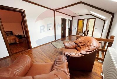 Refugiul tau de poveste in inima muntelui - casa primitoare in Durau - 15