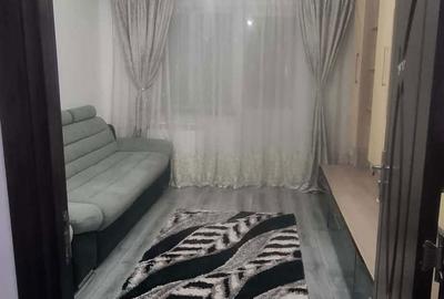 Apartament cu 3 camere decomandat în Cet - 5