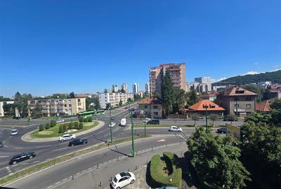 Apartament cu 3 camere de inchiriat  Bdul Grivitei Brasov - 2