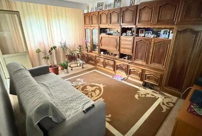 Apartament 3 camere decomandat zona DACIA