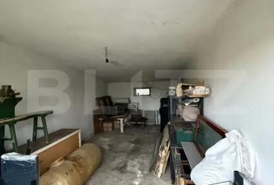 Casă cu 3 camere cu Teren 2745 Mp în Central