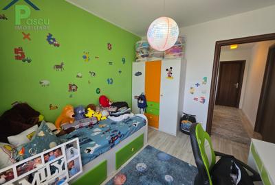 Apartament cu 3 camere decomandat în Băneasa - 11