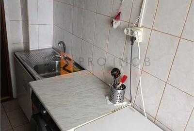 Apartament 2 camere semidecomandat  zona Micro 14 langa Parcul Crang - 10