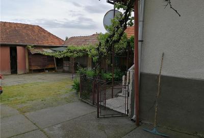 Casă cu 3 camere cu Teren 2335 Mp în Ohaba - 6