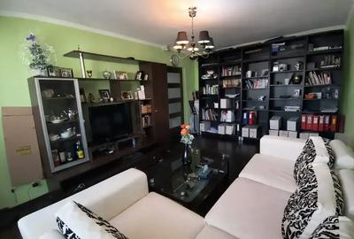 Apartament cu 3 camere decomandat, mobilat în Păcii - 3