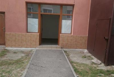 Spațiu comercial, de 20 mp, în Central - 1