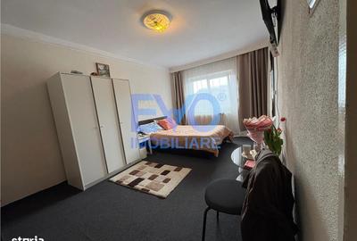 Apartament cu 3 camere decomandat în Albești