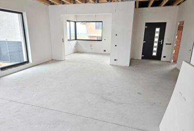 Casă cu 4 camere în Șura Mare - 2