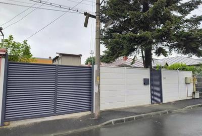 Casă cu Teren 300 Mp în Rahova - 1